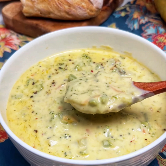 Make it At Home: The Everything Restaurant Copycat Recipes Cookbook
